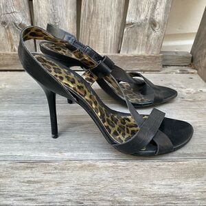 Dumond black 90s vintage leather heeled Sandals size 8